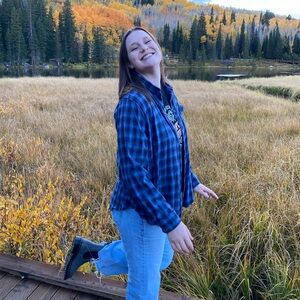 Meet your Posher, Kara